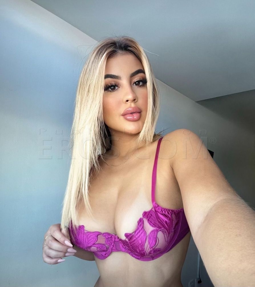 Chloe — photo 6