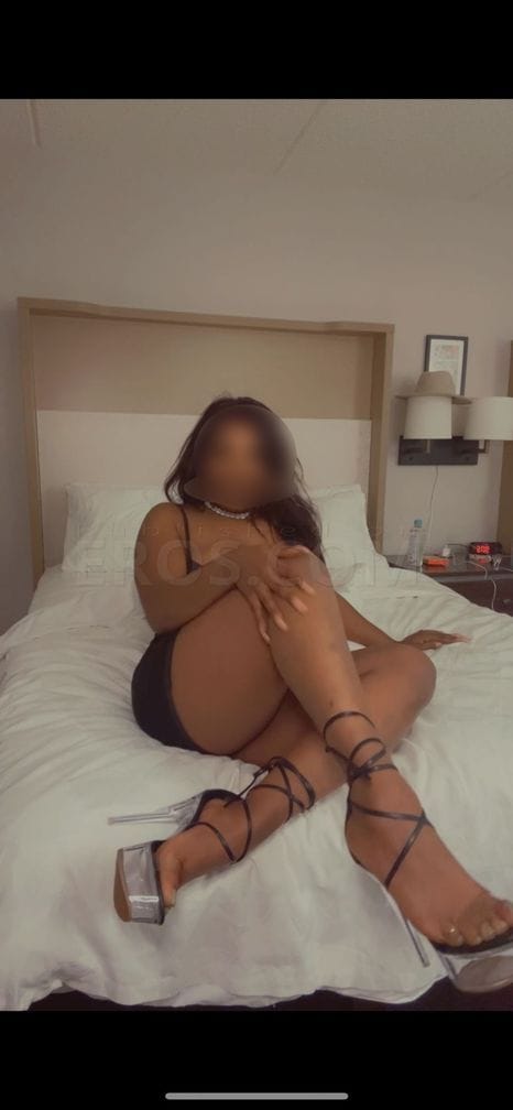 Jasmine Moore — photo 2