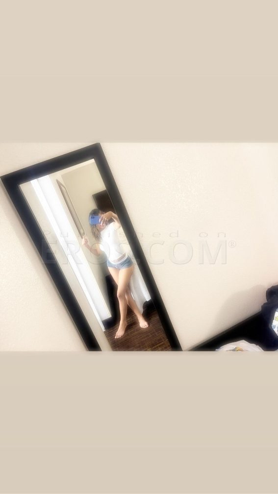 Lovely — photo 3