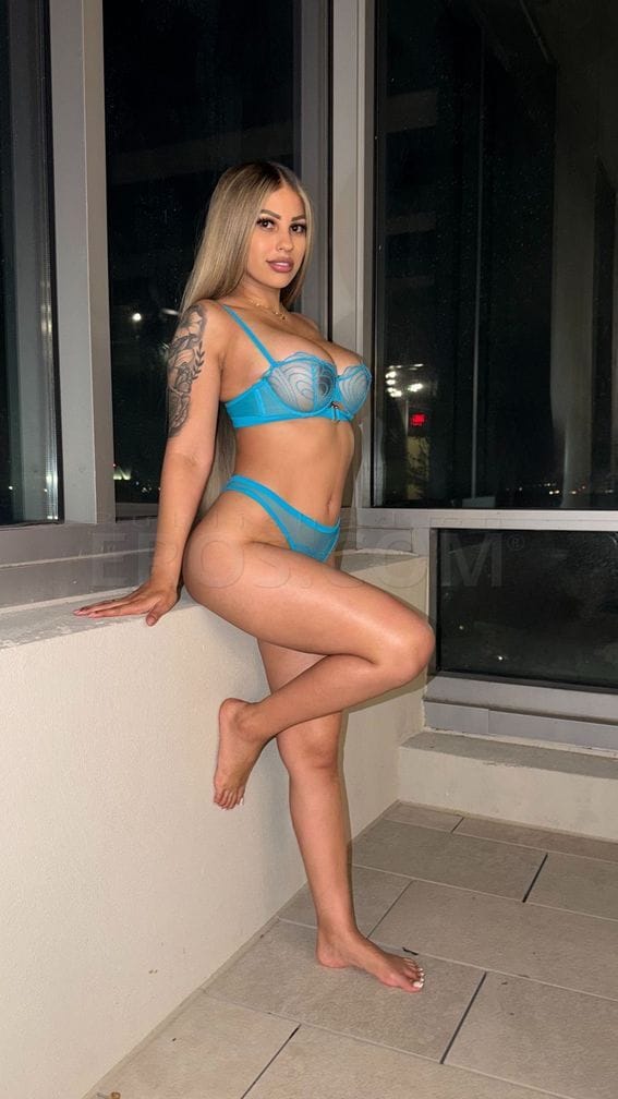 Andrea — photo 2