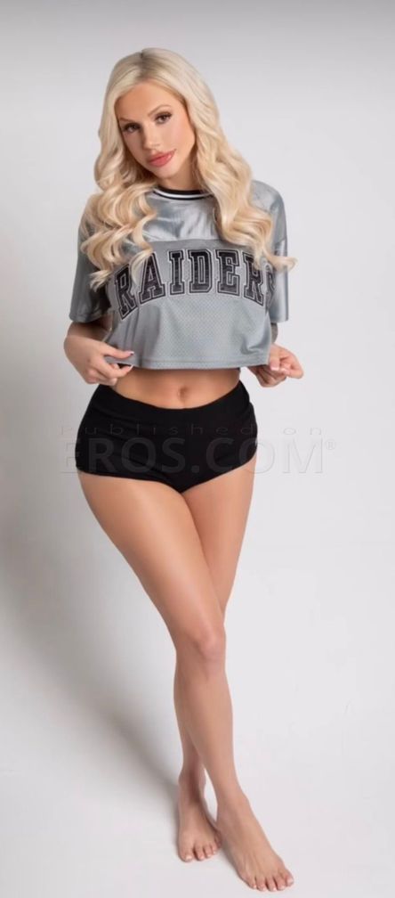 Chloe — photo 6