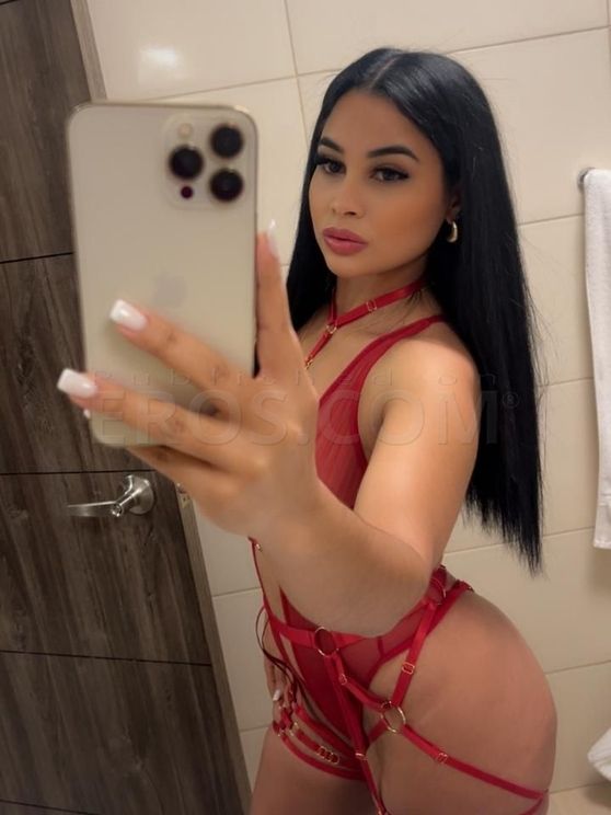 Laura Colombian