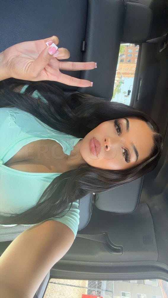 Alexis — photo 6