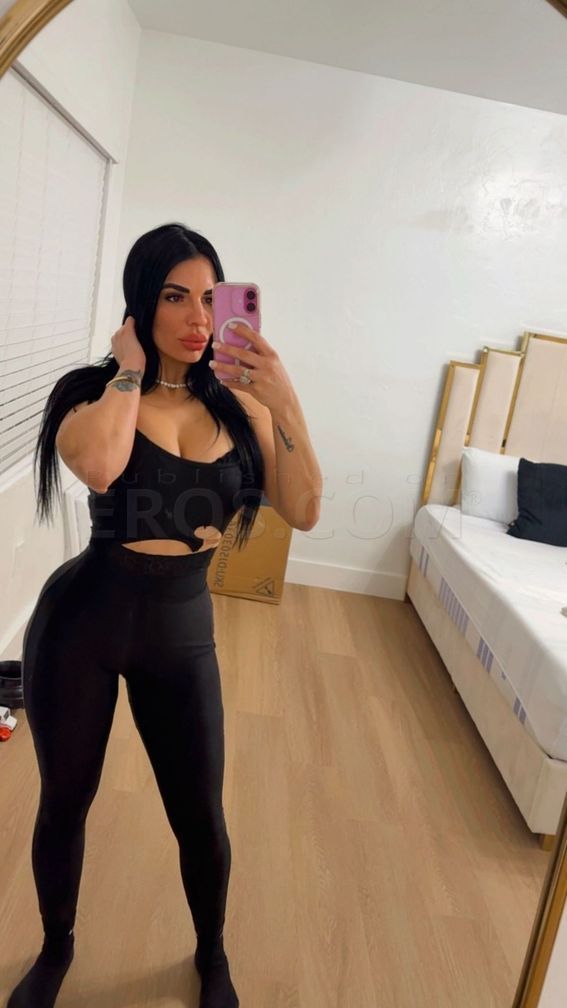 Alexa — photo 2