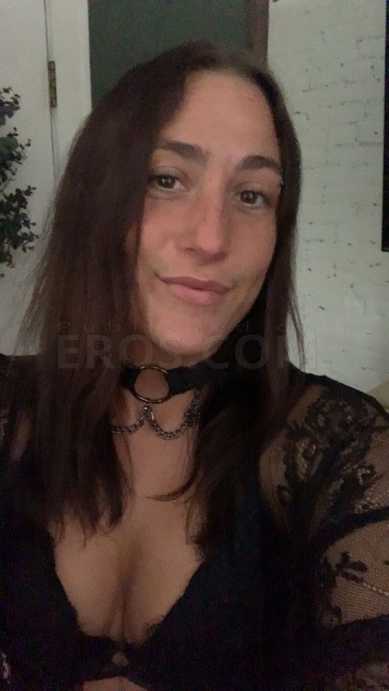 Isabella — photo 10