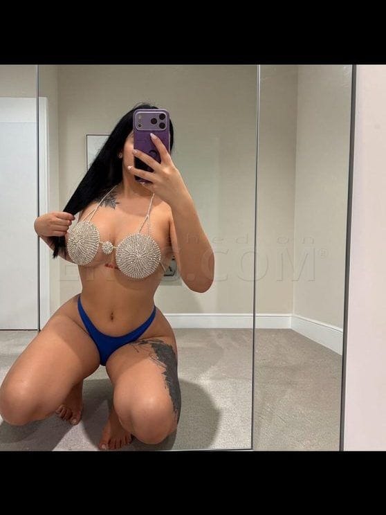 Mia