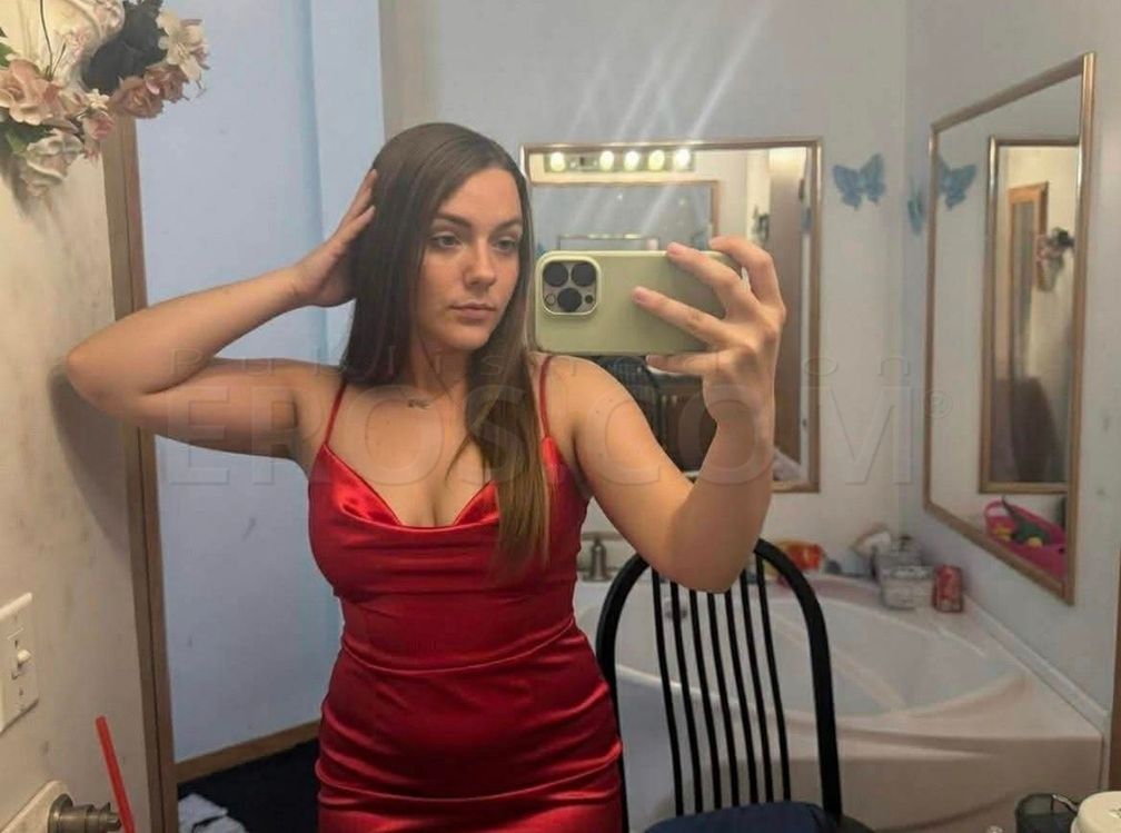 Camila — photo 2
