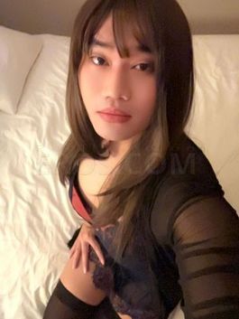 TS TS Zoey Thai visiting