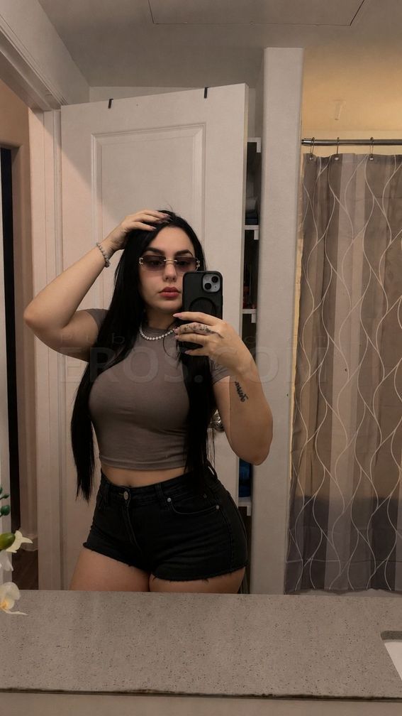 Lauren — photo 7