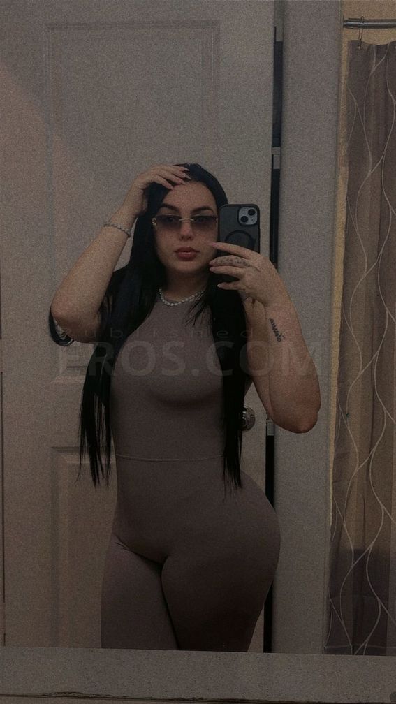 Lauren — photo 6