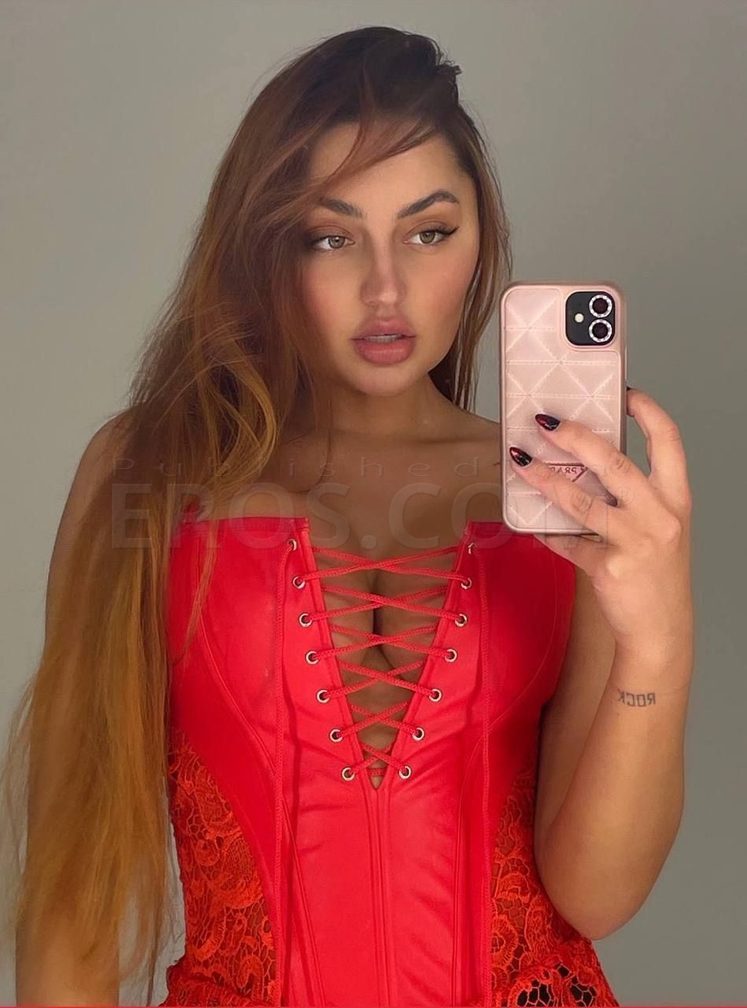 Dana — photo 6
