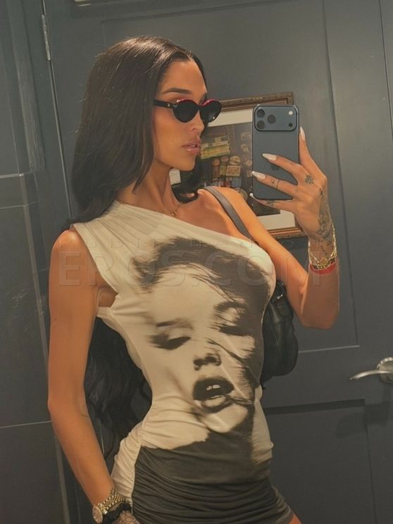 TS HollywoodEgyptian