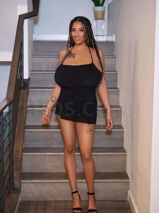 AdultFilm Star Danni Lynne