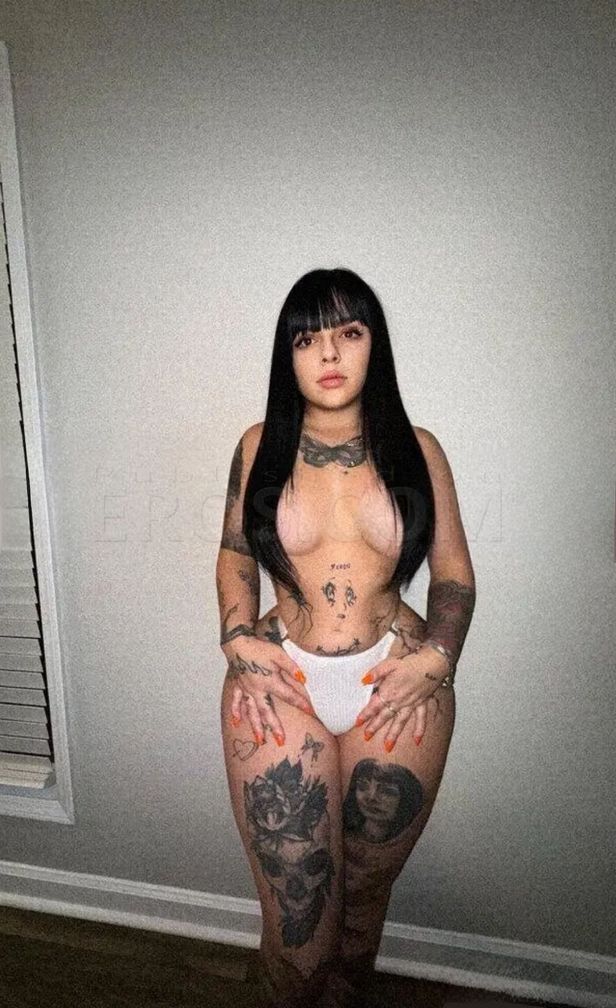 Mia — photo 1