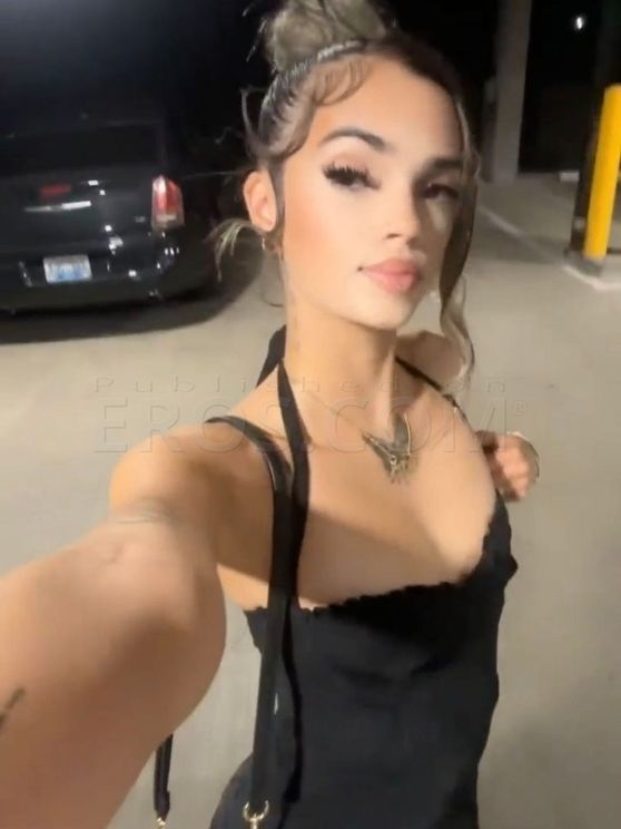 Mia new girl