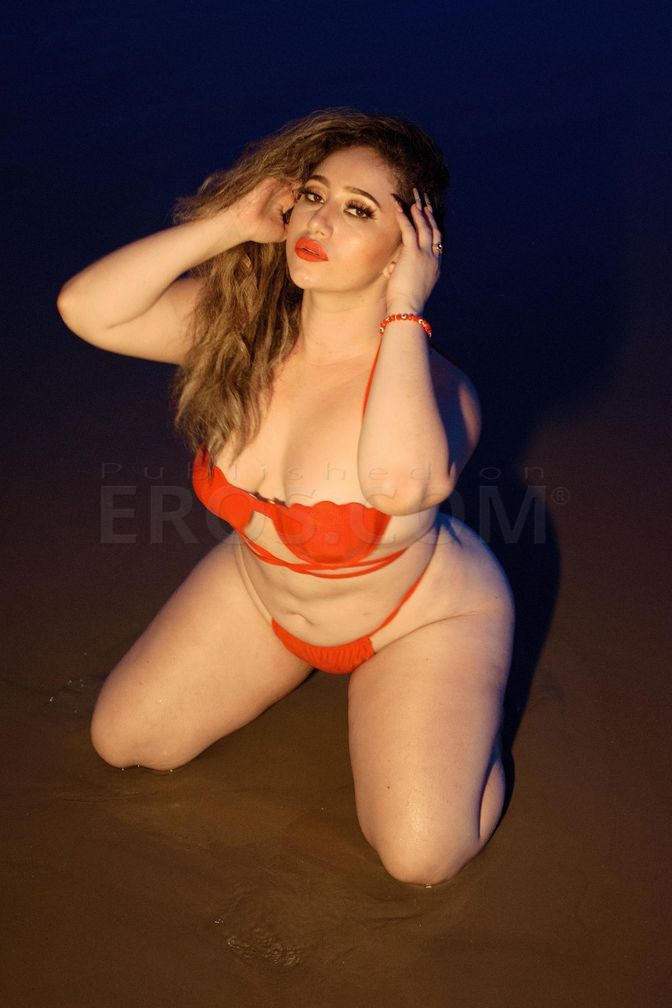 Thick Beautiful Latina — photo 5