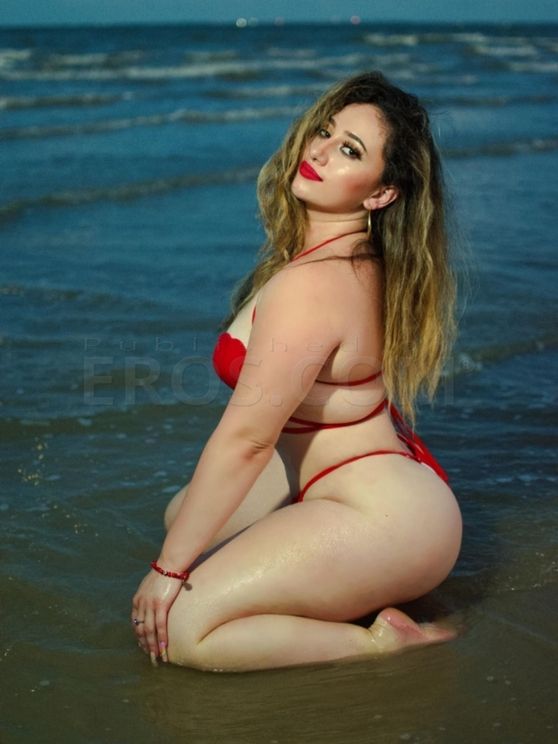 Thick Beautiful Latina