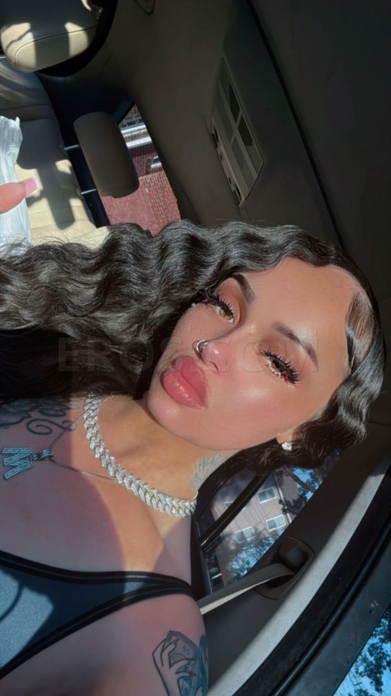 Melanie — photo 3