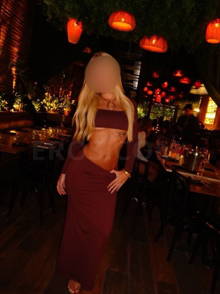 Laura brazilian in novi