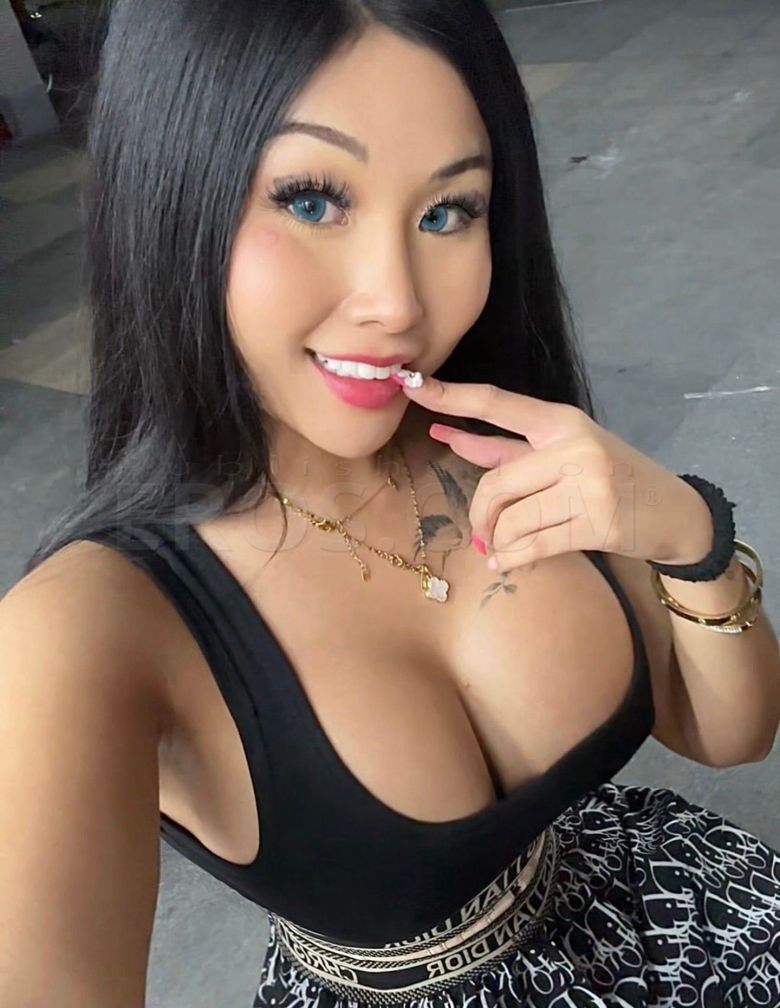 VIP Asian Petite-Candy