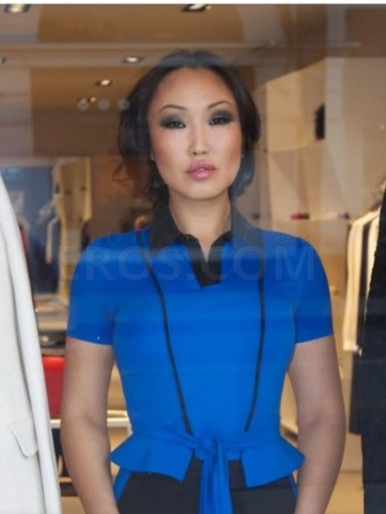 Tiffany in Sherman Oaks — photo 6
