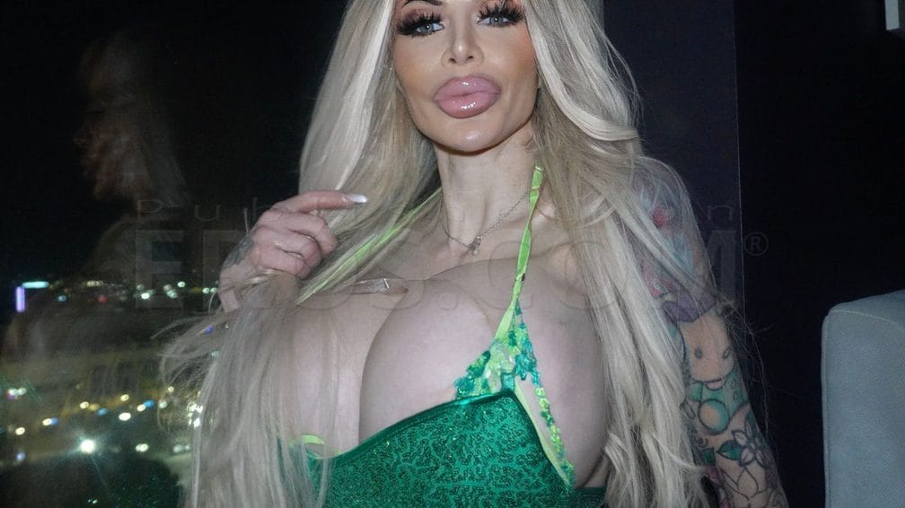 Danielle Derek — photo 12