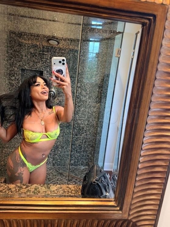 Adultstar Ava Valentina and Cici