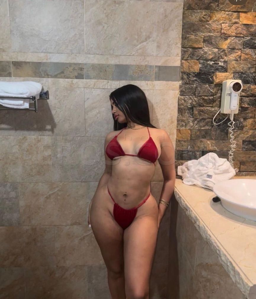 pamela — photo 6