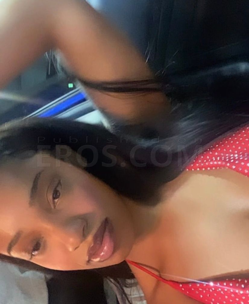 Mia — photo 3