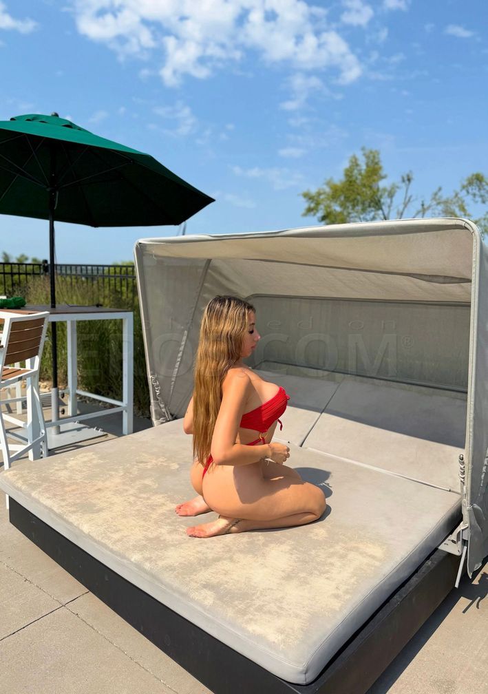 Kylie — photo 2