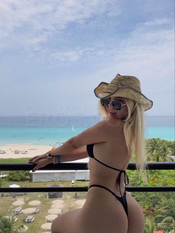 Mia