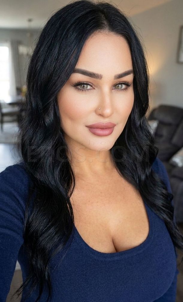 LINA HABIBI — photo 6