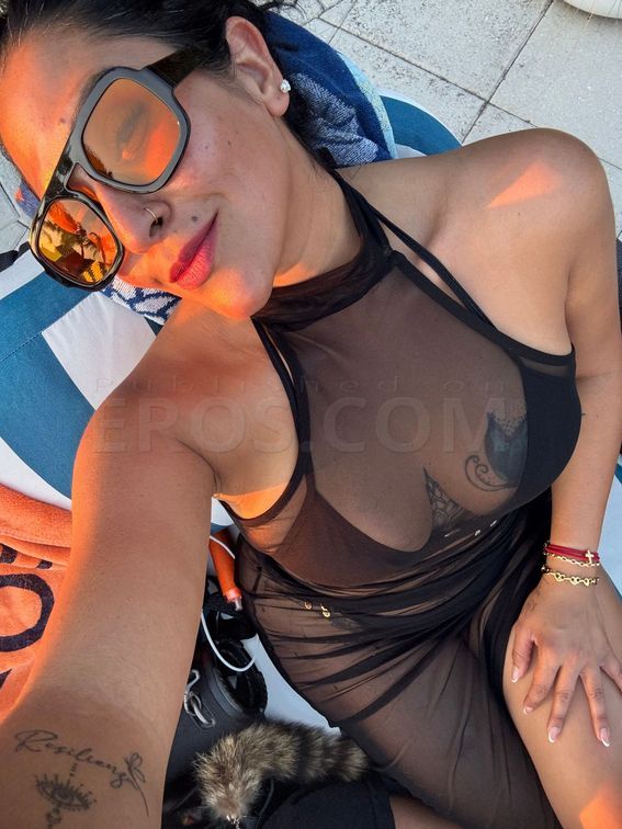 VIP Lady Karolyn