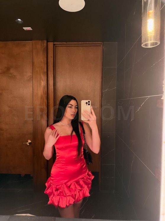 Mia