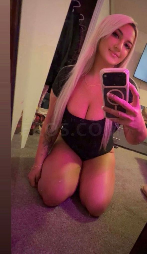 Amber McQueen — photo 2