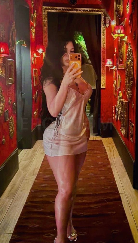 Tiffany — photo 6