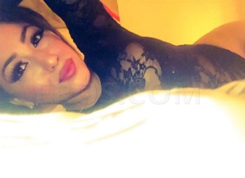 Isabelle — photo 1