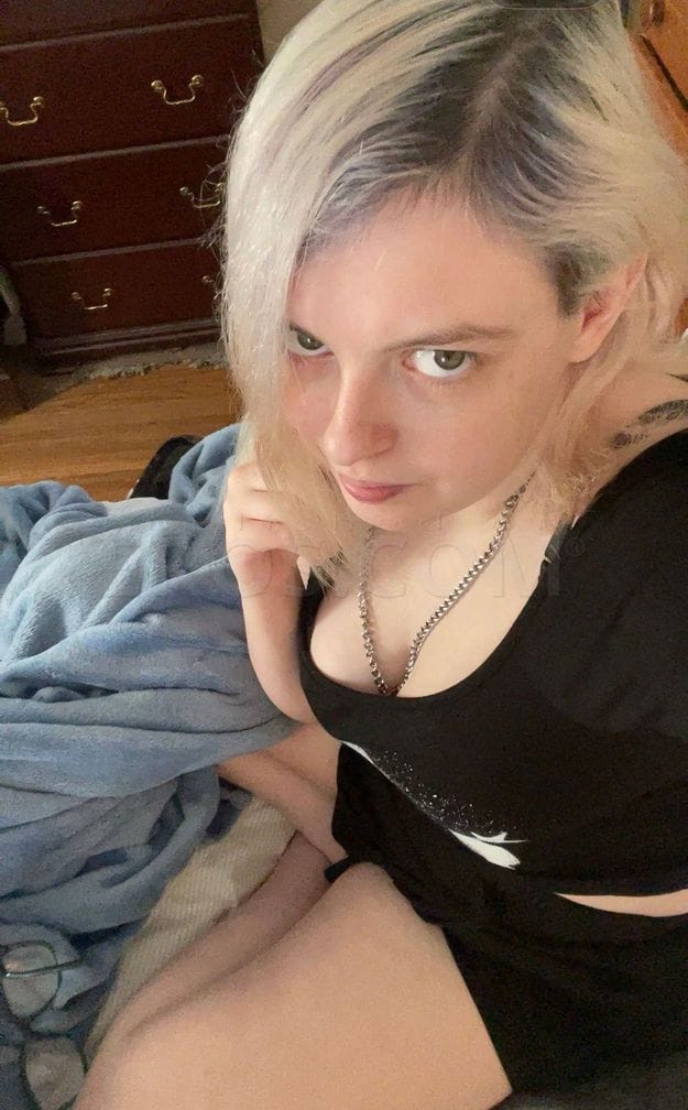Leah — photo 4