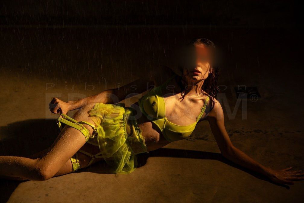 Jennifer Love — photo 4