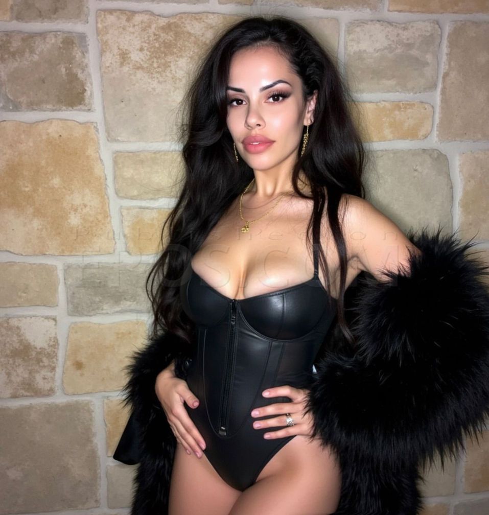 Nikki — photo 8