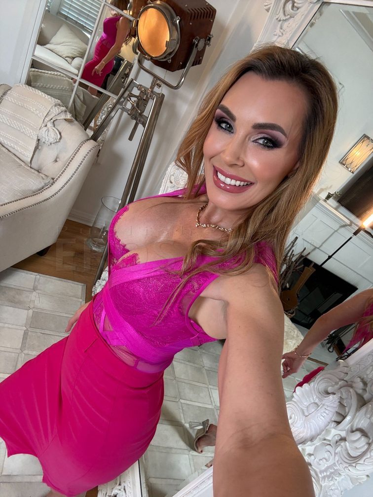 Tanya Tate Adult Superstar — photo 5