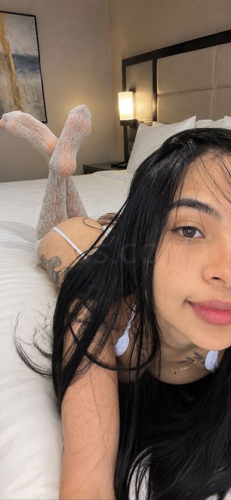 Chloe — photo 1
