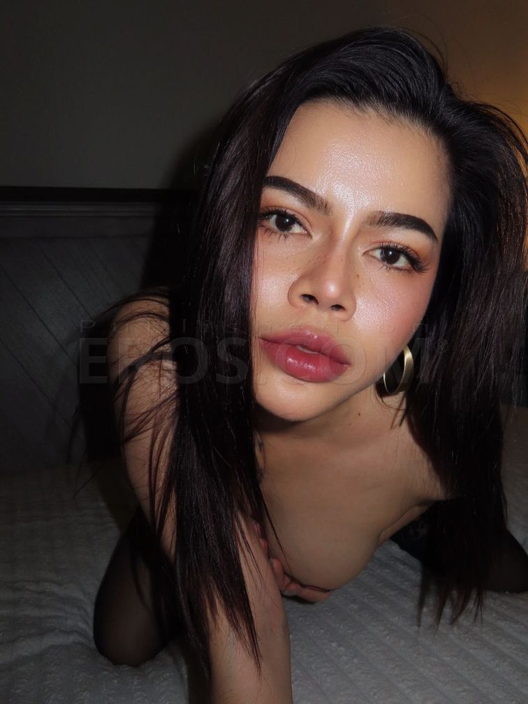 Asian I am Megan — photo 3