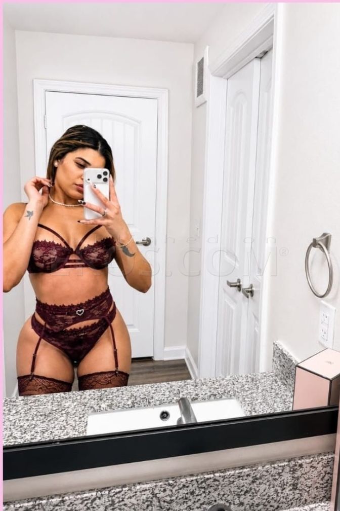 Mia — photo 1