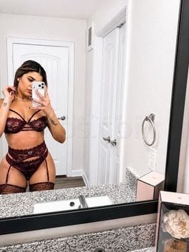 Mia
