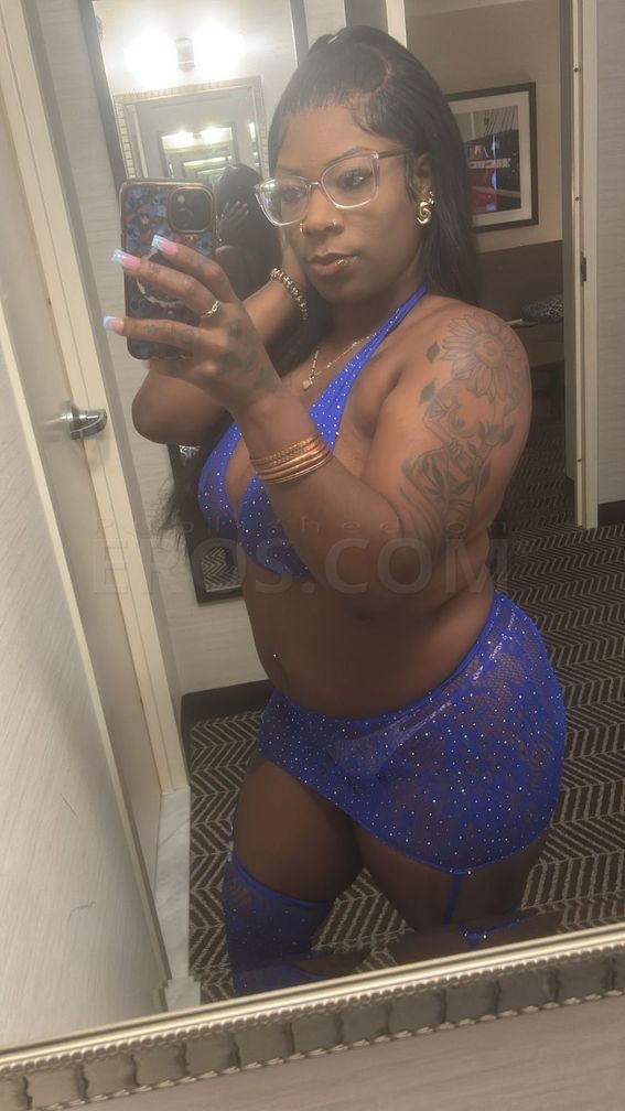 Nyla — photo 4