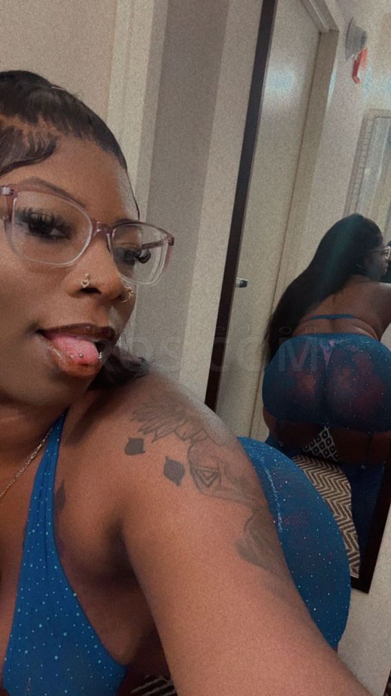 Nyla — photo 1