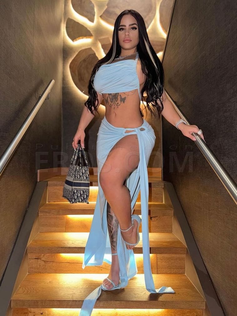 Megan — photo 2