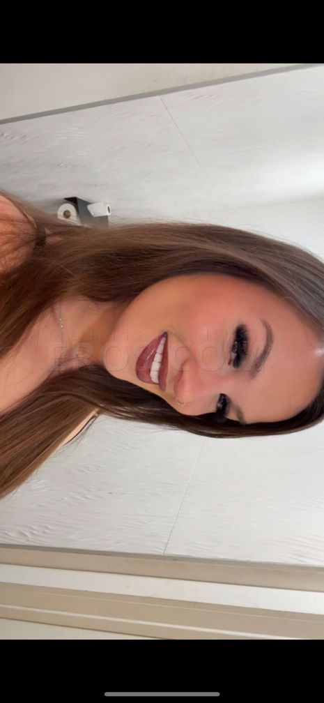 Ariana — photo 8
