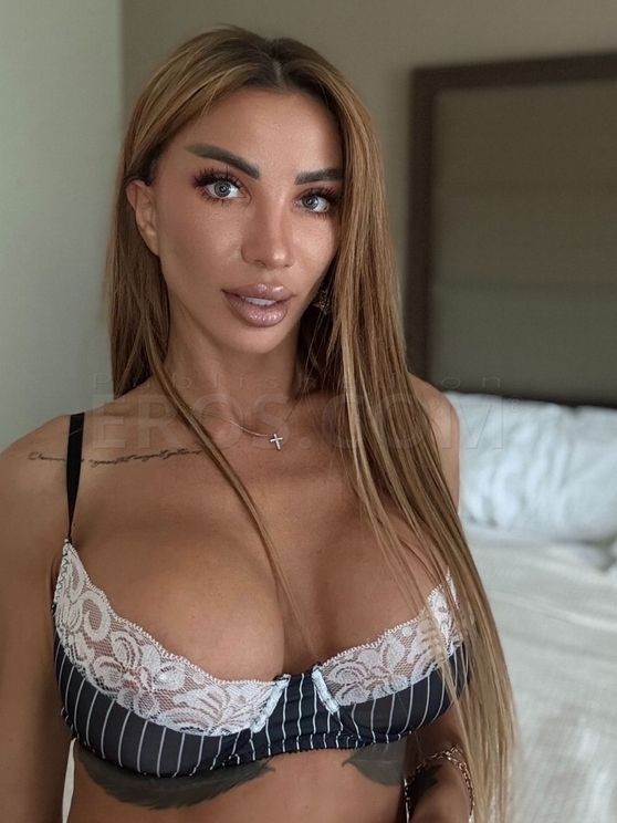 Mia